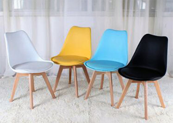 Smooth Surface Beech Kitchen Chairs Bentwood Frame For Leisure Family